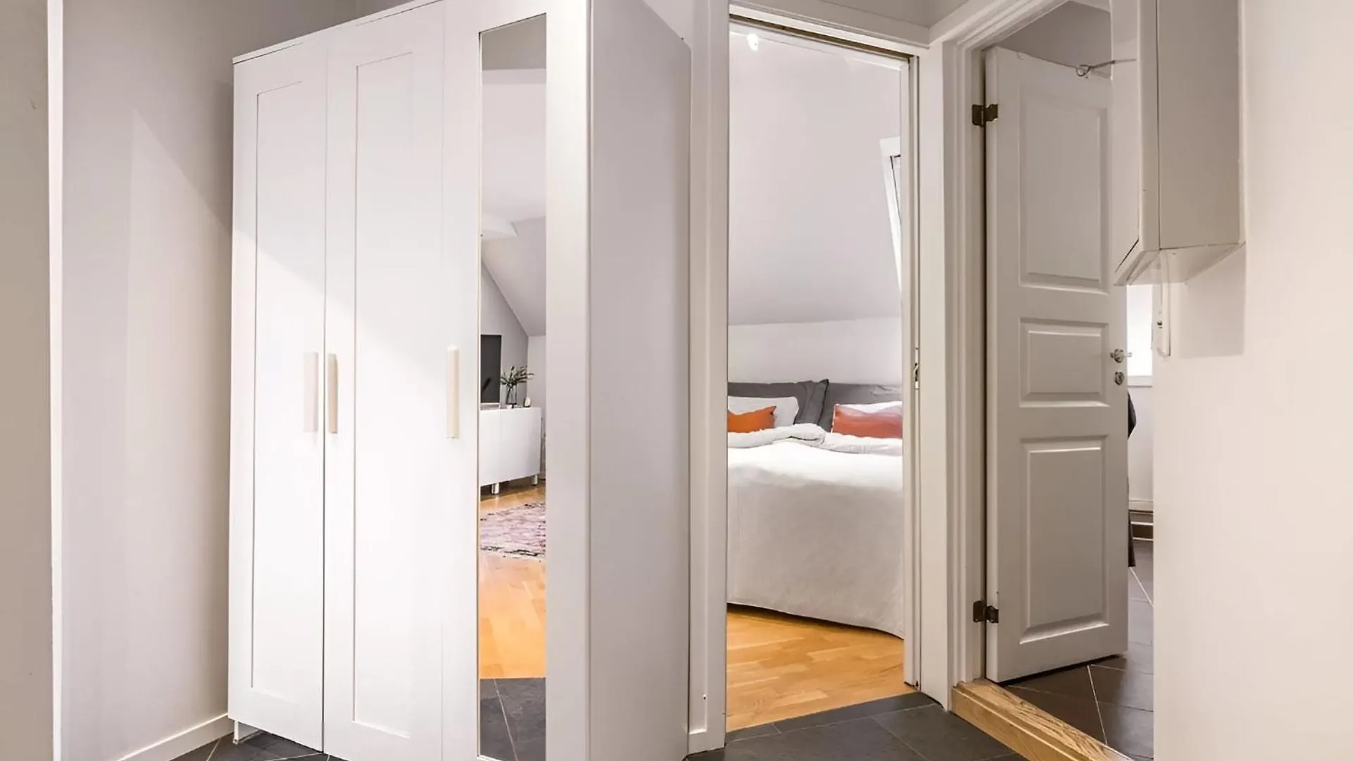 Beautiful Apartment With Sea-View Bergen